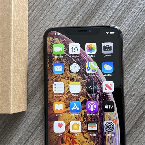Iphone Xs Max 64gb Gold Refurbished Mobile City