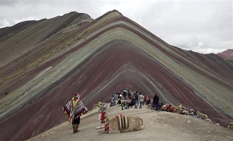 Tourists Flocking To Perus Newfound ‘rainbow Mountain The Spokesman