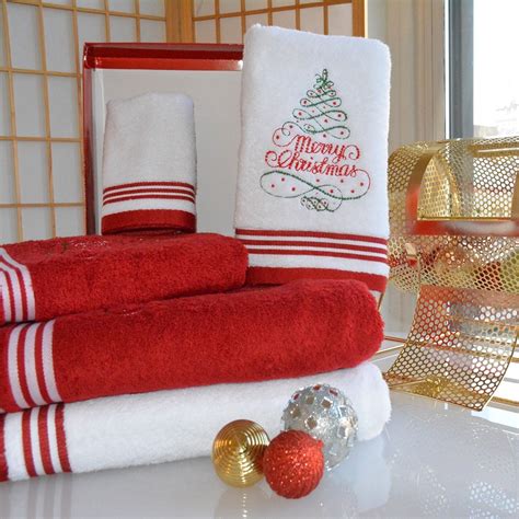 Enchante Merry Christmas Tree Embroidered Turkish Cotton 3 Piece Towel