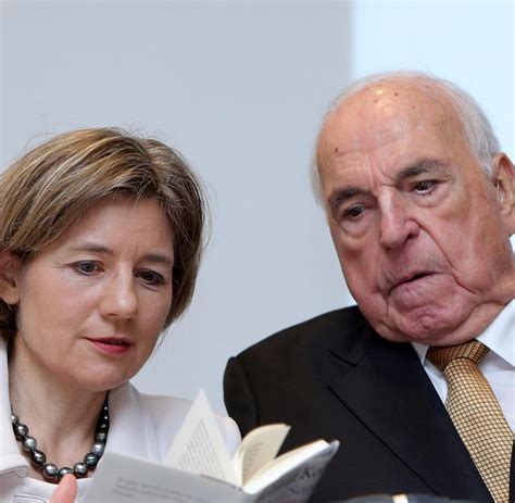 Helmut Kohl Nennt Heribert Schwan Verrückt Welt