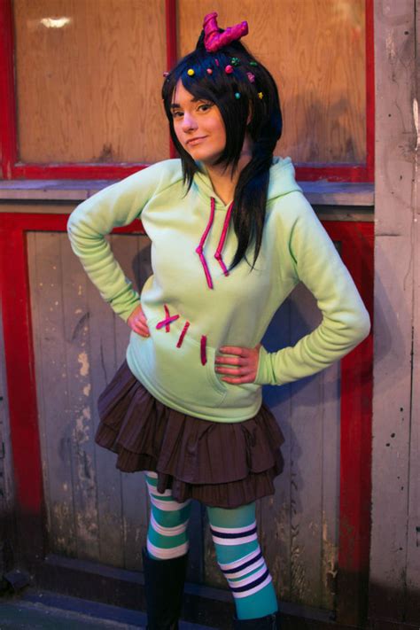 Wreck It Ralph Cosplay Vanellope Von Schweetz Sergeant Calhoun And More