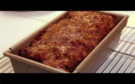 Increase the oven temperature to 400 degrees and bake an additional 15 minutes, or until the meatloaf reaches an internal. The Best Meatloaf Recipe From Michael Symon - Cooking Recipes