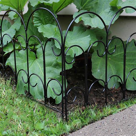 Sunnydaze Victorian Border Fence Set Decorative Metal Garden Fencing