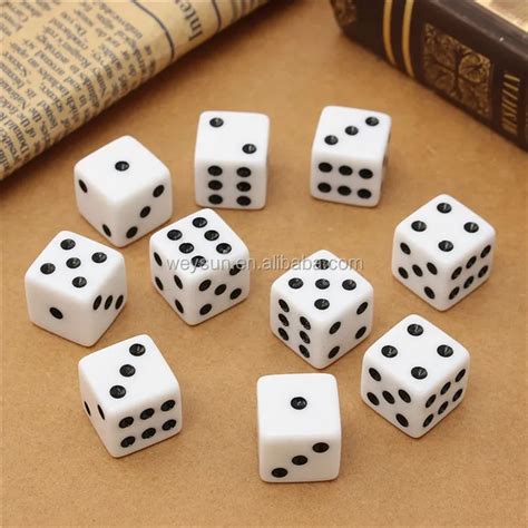Lastic White 16mm Gaming Dice Standard Six Sided Decider Die Rpg For Birthday Parties Toy Bauble