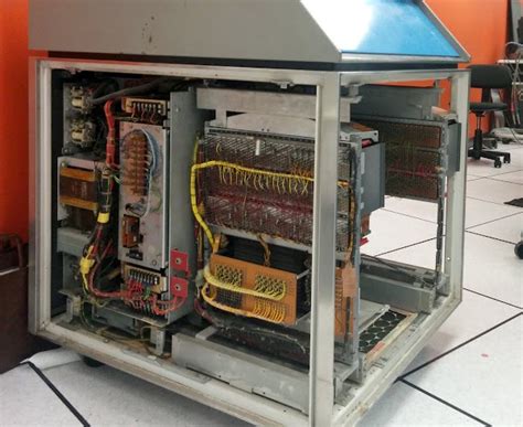 Fixing The Core Memory In A Vintage Ibm 1401 Mainframe Laptrinhx