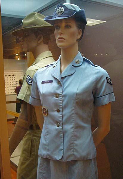 Post Wwii 50s And 60s Us Air Force Uniform Photos Page 7 Uniforms