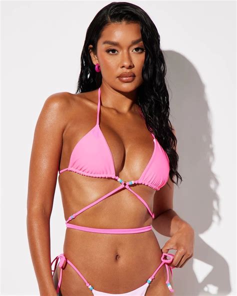 Alix Earle Slays In A Hot Pink String Bikini Covered In Beads