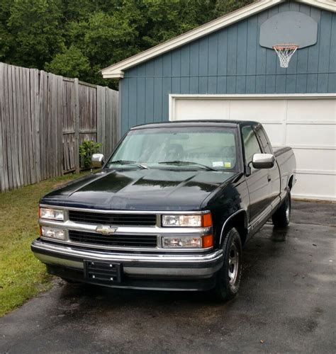 Classic 1994 Chevy Chevrolet Silverado 1500 43l 2wd Extended Cab Truck