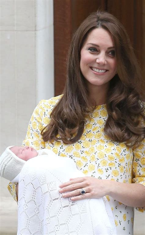 See The First Photo Of Royal Baby No 2 Princess Charlotte Royal