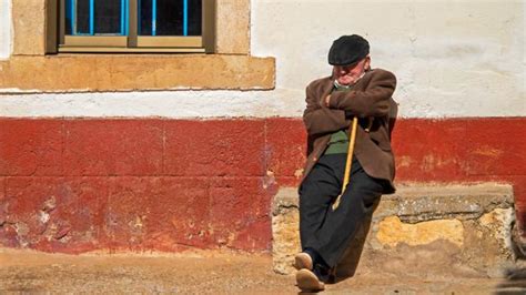 Bbc Capital Its Time To Put The Tired Spanish Siesta Stereotype To Bed