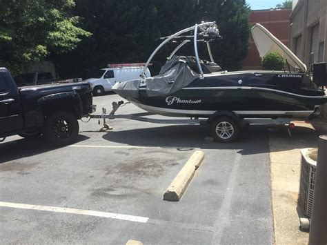 The new utopia 185 is a sportboat that looks like she's a bowrider. Sea Doo Utopia 185 2002 for sale for $7,600 - Boats-from ...