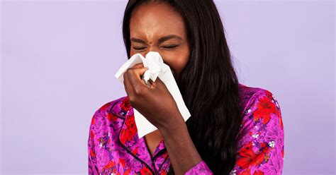 scream sneezing types causes of loud sneezing disorder