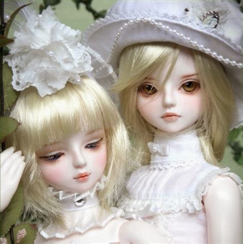 Cute Barbie Dolls Whatsapp Doll Wallpaper Images Amashusho