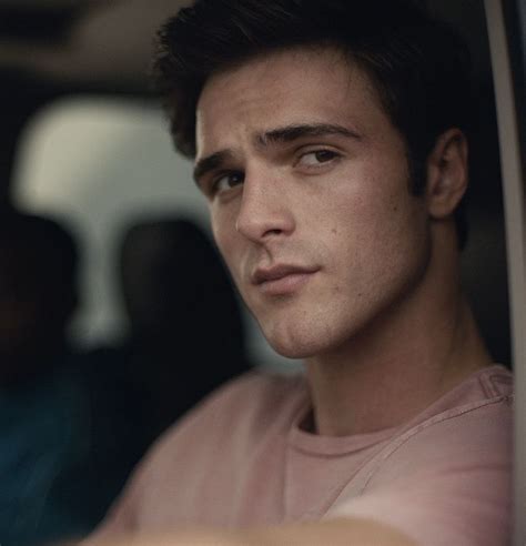 Jacob Elordi Is Nate Jacobs In The Pilot Episode Of Hbos Euphoria