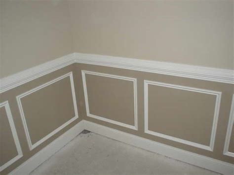 David bromstad on his reasons for creating a sculptural chair rail. Wonderful Design of Chair Rail Molding Idea for Homes ...