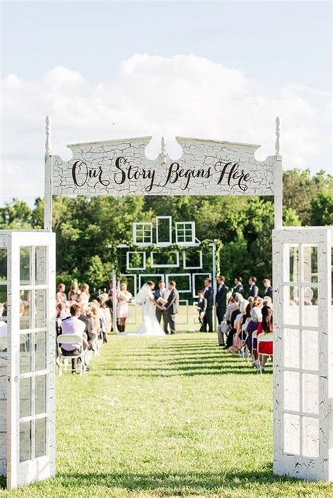 20 Rustic Outdoor Wedding Ceremony Entrance Ideas With Old Doors On A
