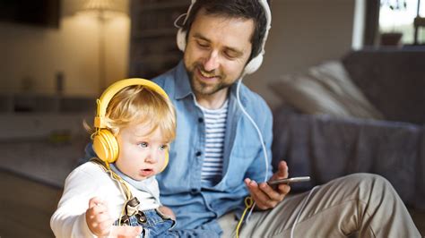 Parents Kids Who Listen To Music Together Are Closer