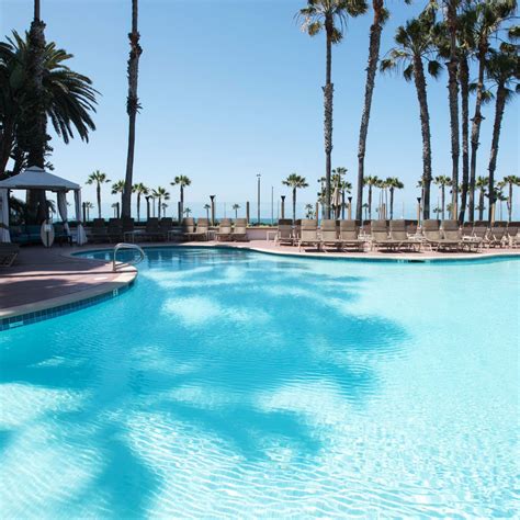 The Waterfront Beach Resort A Hilton Hotel Huntington Beach Ca Jetsetter