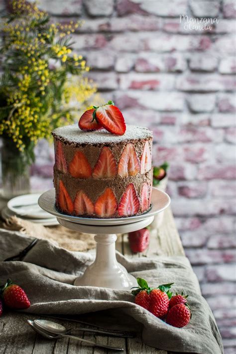 5.3 también te puede interesar. Tarta de fresas y mousse de chocolate. | Gastronomia