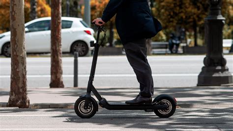 Best Electric Scooters For Heavy Adults In