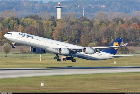 D Aiha Airbus A340 642 Lufthansa Martin Nimmervoll Jetphotos