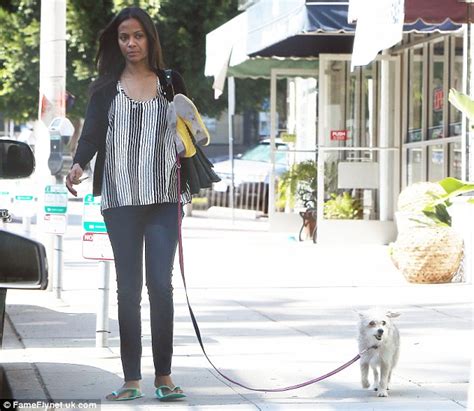 Make Up Free Zoe Saldana Takes Her Dog With Her To Nail Salon On Casual