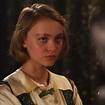 ya está aquí el tráiler de 'planetarium', con lily-rose depp y natalie ...