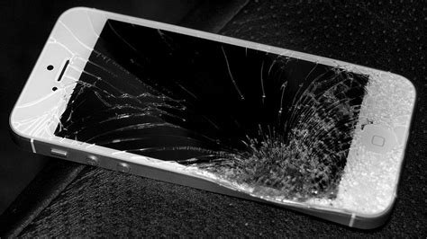 Self Healing Smartphone Screen Material Can Repair Scratches