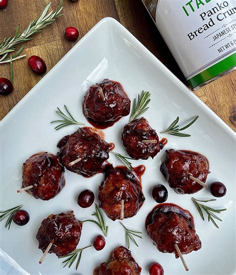 Balsamic Cranberry Turkey Meatballs Heinen S Grocery Store