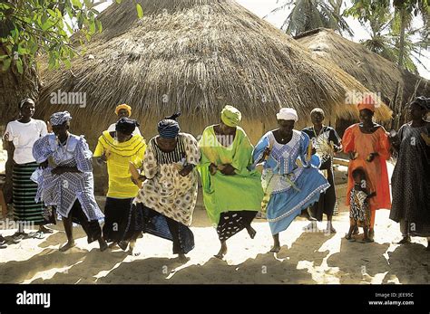 Women Dance Village Casamance Region Senegal Stock Photo Alamy