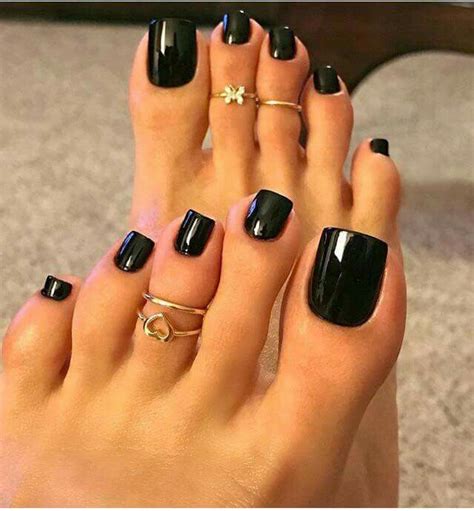 Pretty Glossy Black Toe Nail Polish Nail Art Design Nail Polish Colors Acrylic Toe Nails