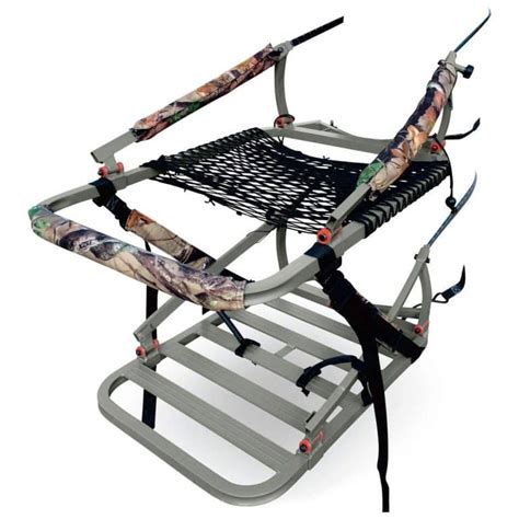 Best Climbing Tree Stand For The Hunting Season Rangetoreel