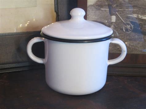 Small Enamel Handled Bowl With Lid White With Black Trim