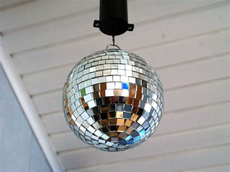 Here you will be presented with magnificent examples, created by professional designers, to select. 10 Chic Ways to Decorate with a Disco Ball