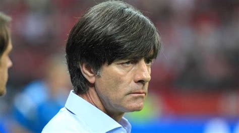 Jogi löw ist nicht mehr länger trainer der deutschen nationalmannschaft. Ortenau "Neues Glück! ...Alles über ihre Beziehung ...