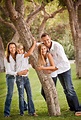 professional family photos - Google Search | Business portrait, Family ...