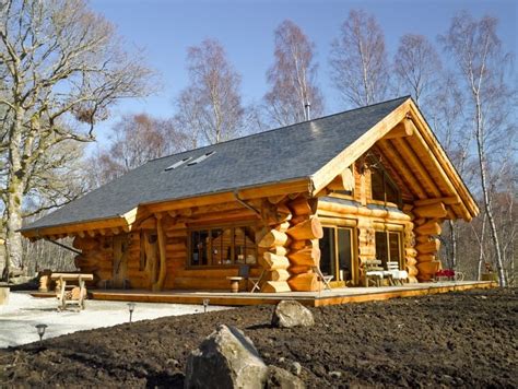 Caledonian Cabins Invergarry Uk In 2020 Log Homes Log Home Designs Log Cabin Homes