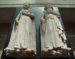 Estatuas yacentes de las "entrañas" de Carlos IV y Juana de Evreux ...