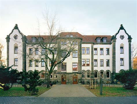 Dies soll für genauere und schnellere diagnosen sorgen. Haus 18, Universitätsklinikum Dresde - SCHULZ + UHLEMANN ...