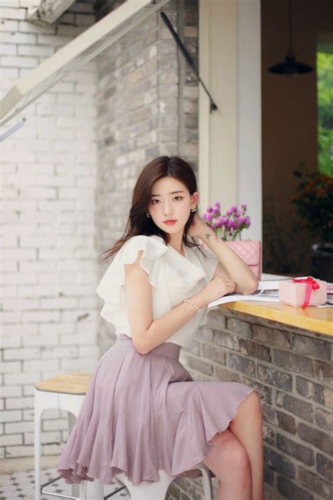 Pretty in korean language is no exception. 34 Inspiring Sweet Dress For Korean Teen Girls ...