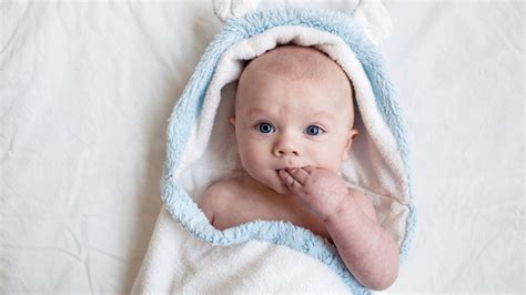 Newborn babies, usually between birth and 6 months of age often lose the hair they are born with. Baby's Eye Color | What to Expect