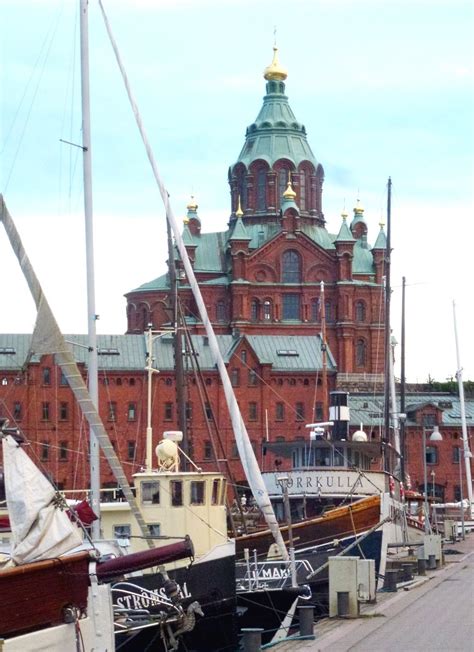 Kyrka i helsingfors i finland (sv); Mit Kindern nach Helsinki | Russisch orthodoxe kirche ...