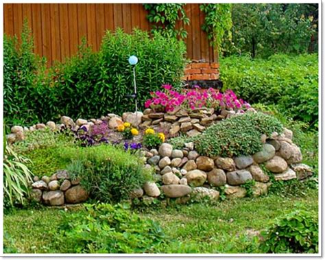 I love projects with garden rocks. 23 Simple Rock Garden To Get You In The Amazing Design ...