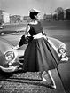 L'automobile et la mode - artmic | Fifties fashion, Fashion photo ...