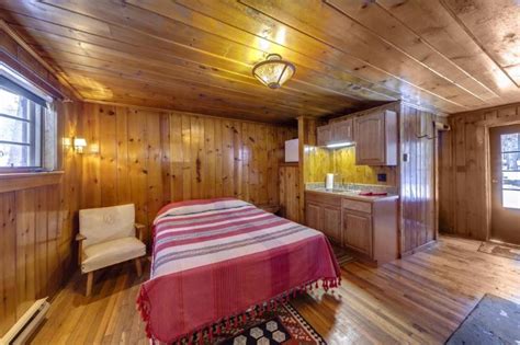 1 Bed Log Cabin In Milford 4446096 Isolated Knotty Pine Charming