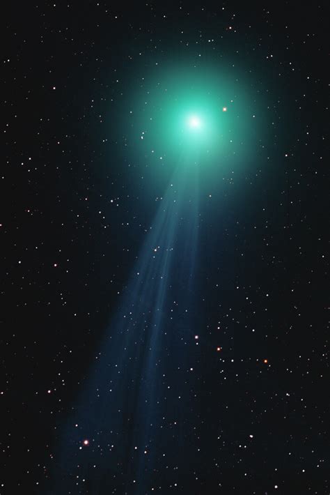 Comet Lovejoy January 12 2015 Sky And Telescope Sky And Telescope