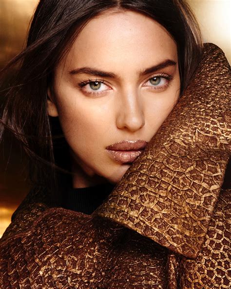 irina shayk os visuais mais icónicos da modelo russa que conquistou o mundo com a sua beleza