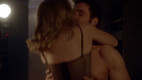 Auscaps Allan Hawco Shirtless In Republic Of Doyle Expansion