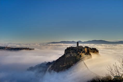 Compare prices & save money with tripadvisor (world's largest travel website). Civita di Bagnoregio: "la città che muoVe" - SALT Editions