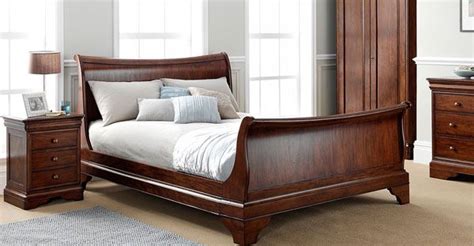 Modrest serena traditional italian mahogany bedroom set. How to style with premium mahogany bedroom furniture ...